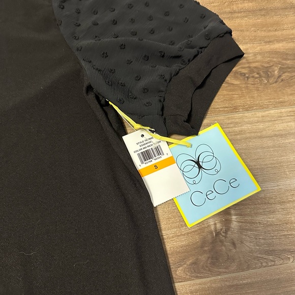 CeCe top from Bloomingdale’s TAGS ON - Picture 7 of 9